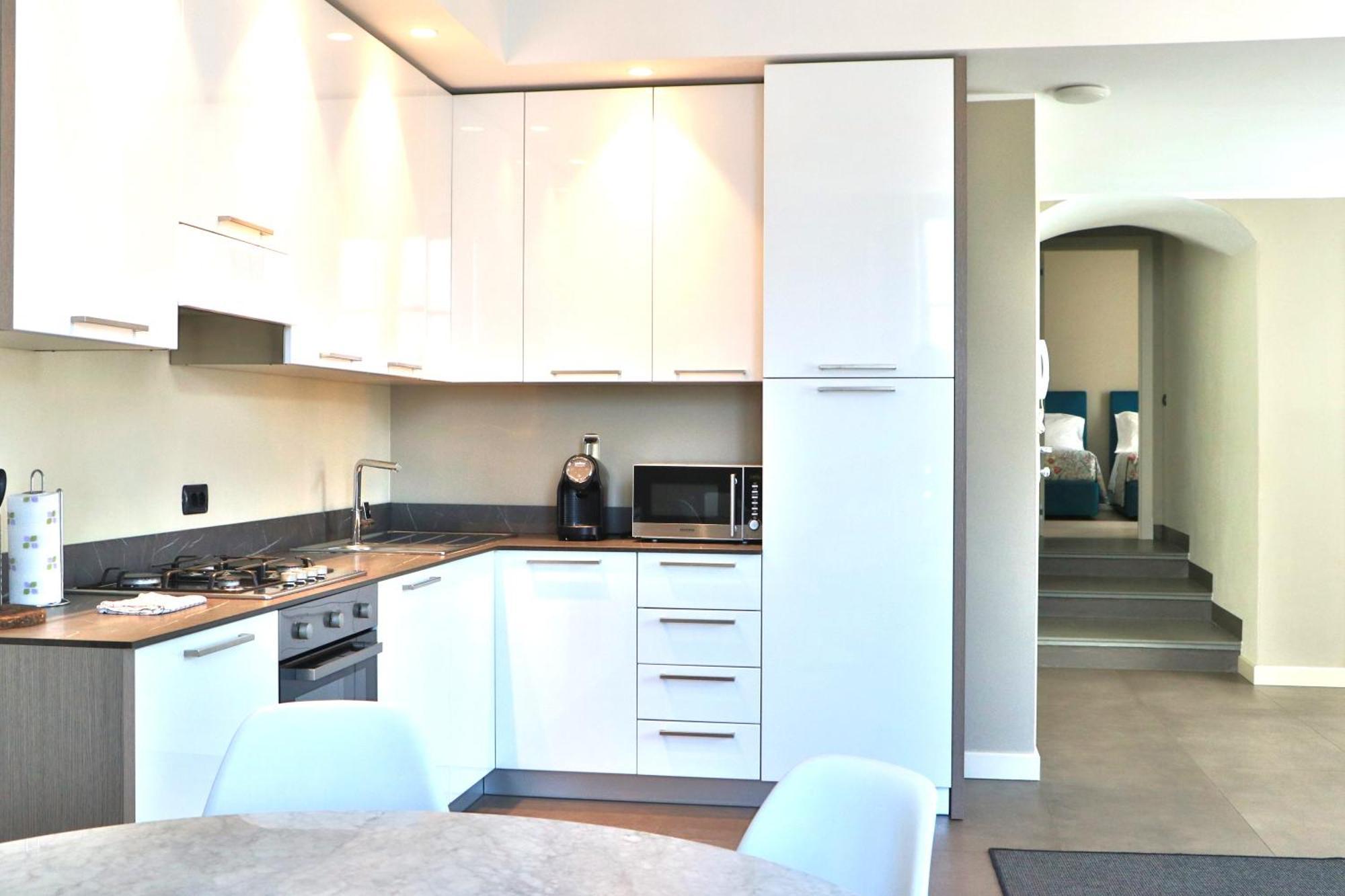 Liszt Tower By Klabhouse Apartment Bellagio Bagian luar foto